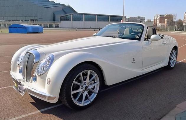 电业局长家里查出的光冈女王,是什么来头?-