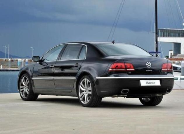 一般什么样的人开12缸的大众辉腾?为什么辉腾最终走向停产-