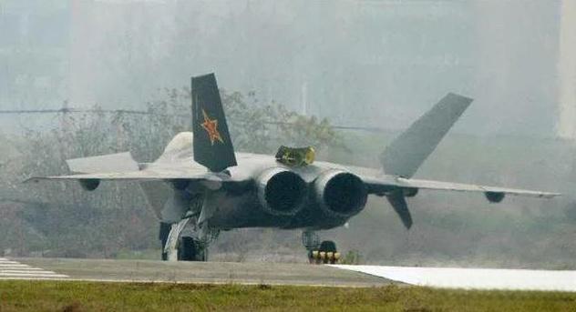 歼20到底用的什么发动机?-