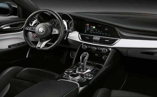 四叶草车标是什么牌子?像个四叶草车标是什么车-