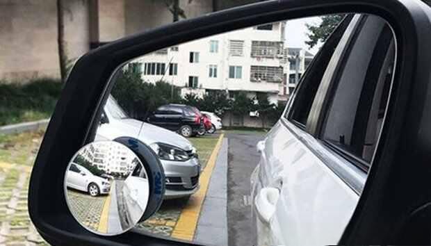 汽车小圆镜有用吗？后视小圆镜安装在什么位置最好-
