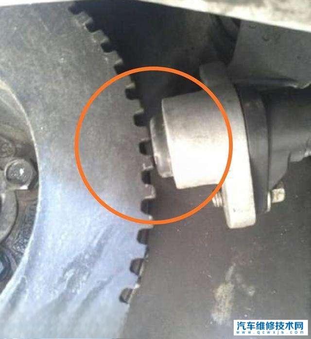 09款飞度挂D档熄火什么原因？-