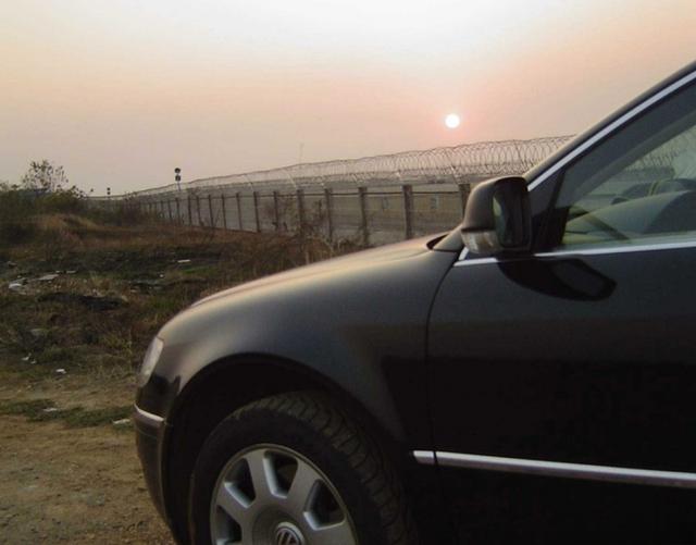 大众辉腾为什么那么贵？买辉腾都是什么人-