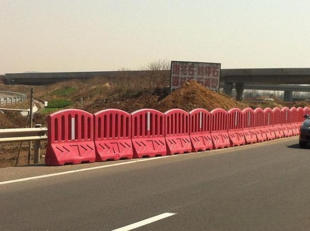 怎么看待5月5日东莞虎门大桥因剧烈抖动被封闭？有些什么可能因素？-