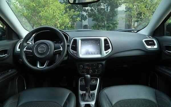 吉普COMPASS是什么车?吉普COMPASS中文叫什么-