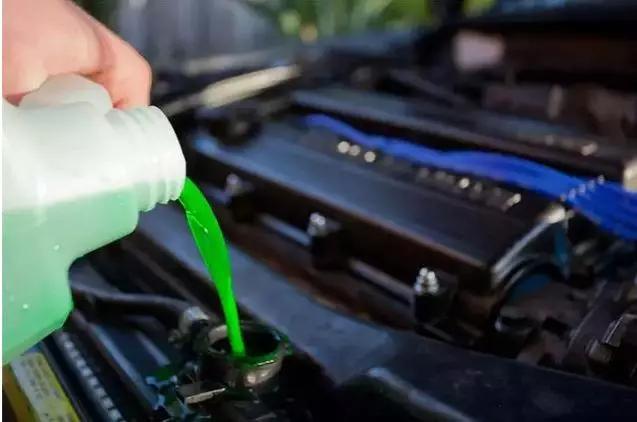 发动机爆缸是什么原因?发动机爆缸怎么处理?-