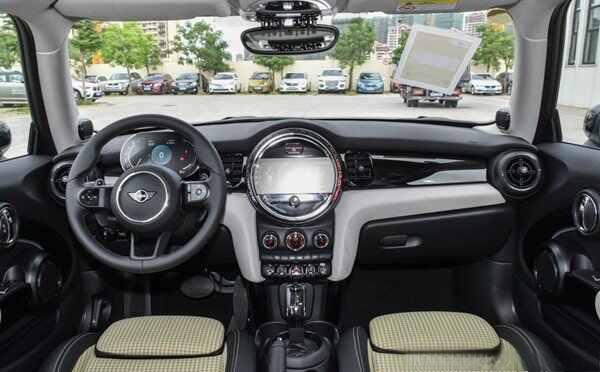 MINI COOPER是什么牌子的车?MINI COOPER是宝马吗-