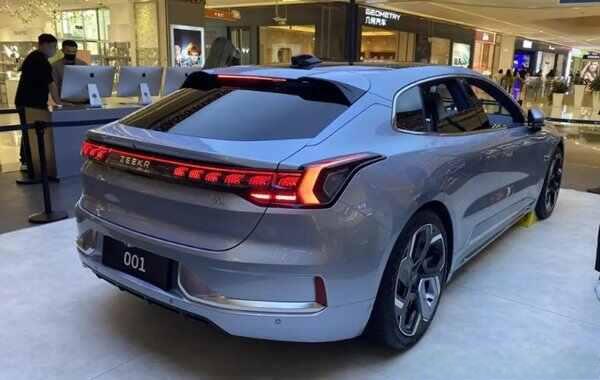 极氪001为什么不建议买?极氪001是什么档次的车-