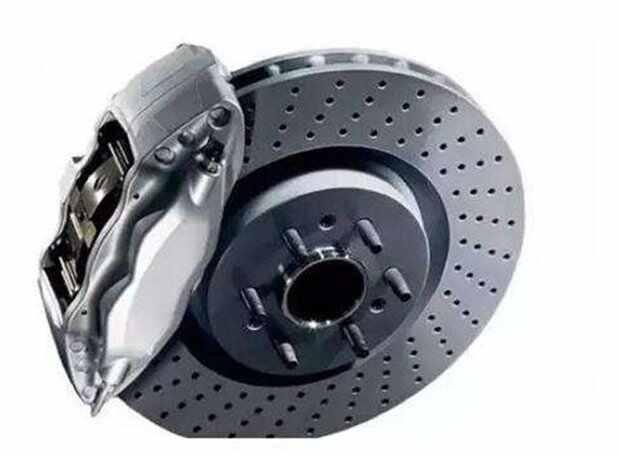 方向盘抖动原因及解决办法，方向盘左右晃动是什么原因-