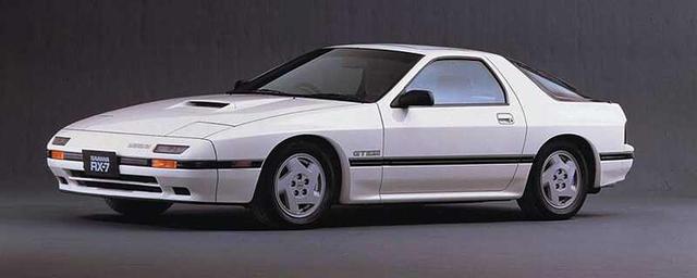 高桥凉介fc是什么车多少钱？马自达RX7国内有吗-