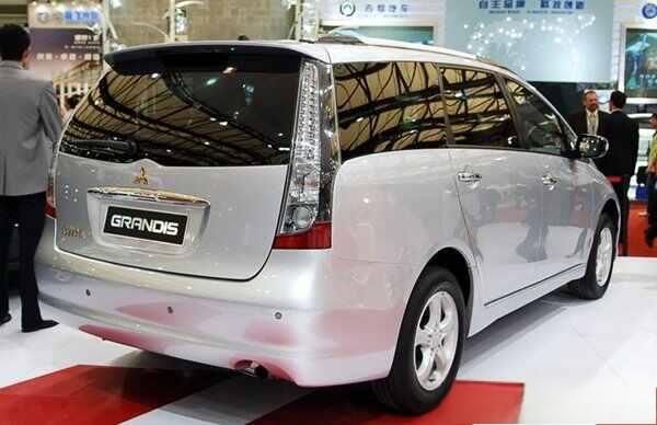 三菱GRANDIS是什么车？三菱GRANDIS中文名叫什么-