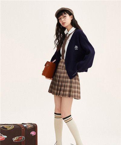 学院风造型怎么搭配 get穿搭技巧呈现多元化造型