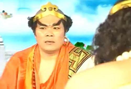 因经常喂食给老虎被封为了伏虎罗汉,动物馆管理员怎么看?