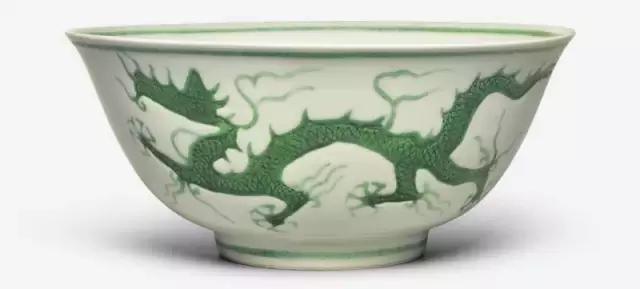 暗刻绿彩龙纹,怎么烧上去的呢