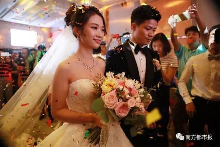 甜炸了!亚洲飞人苏炳添中山大婚!青梅竹马16年修成正果… | 晨读天下