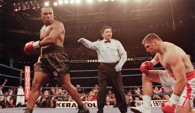 “一拳打死牛”的泰森打人有多疼?打碎整个面部,陪练被打到辞职