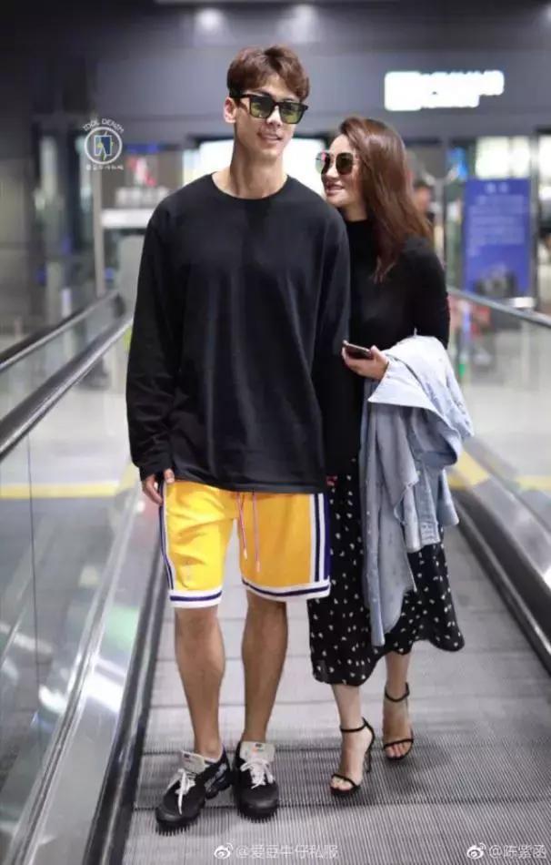 专访丨陈紫函戴向宇：专注揭底一百年，互相爆料绝不手软