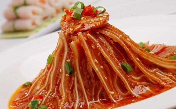 教你做馋人的“拍黄瓜”,只需一碗调料汁,让你的夏天没那么难熬