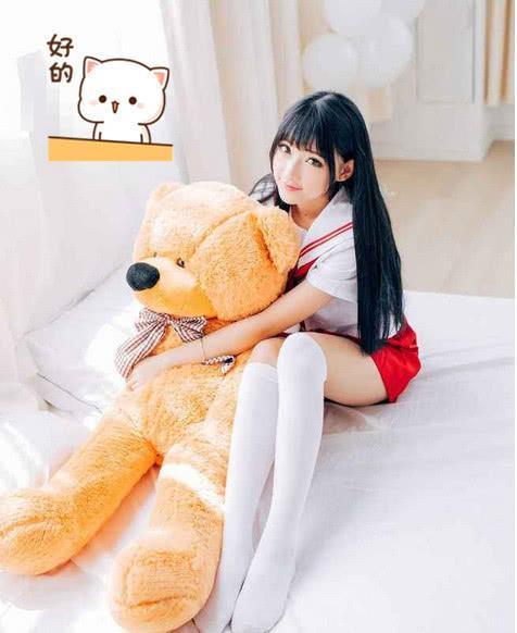 都说腐团儿是“电竞女宠”？看琪琪“短裙”写真，你还这样认为？