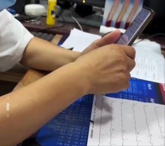 ​医院回应“医生疑给患者看病时查百度”：是在查生僻字读音