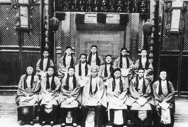 晚清神秘的女起义军，首领自称是仙人，死后被做成人体标本