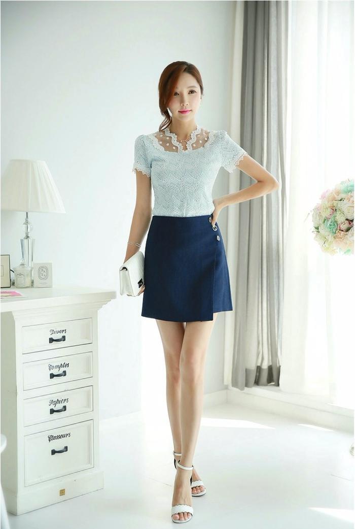 气质蕾丝美女短裙长腿性感诱惑私房美女图片