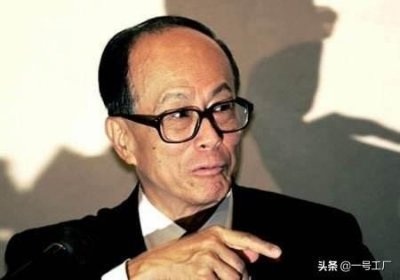 ​父母是近亲结婚，两个儿子不但没变成傻瓜，而且资产都达到数千亿