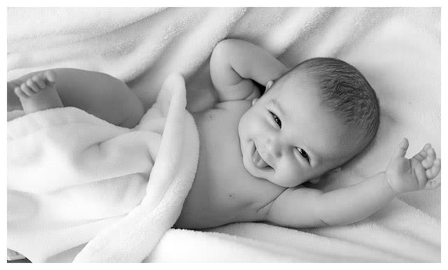 心理测试:第一眼看到什么,测你左右脑的年龄有多大!