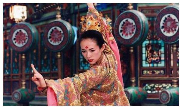 曝章子怡前男友感染艾滋，两人曾大尺度上镜，汪峰无辜中枪？