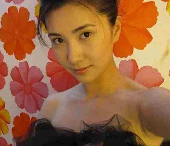 他被称为插刀教教主,当年相信心机女星,害兄弟人气一夜声名狼藉