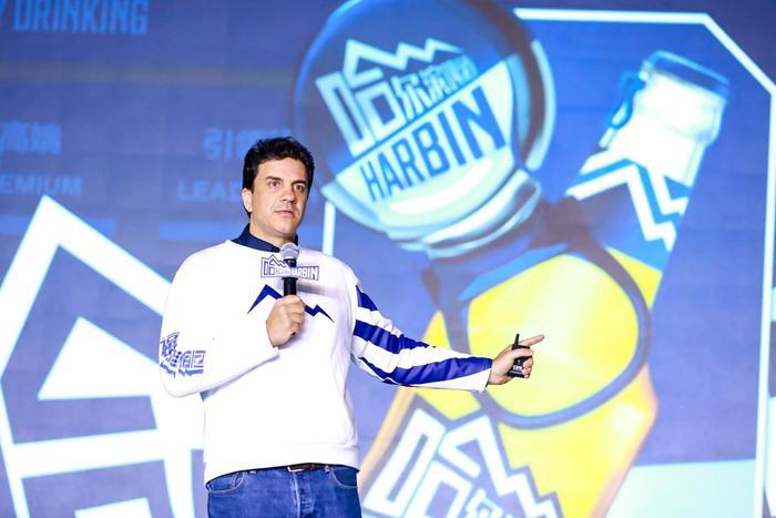 一拉就嗨 火力全开 哈啤冰萃新品全新上市,引领拉盖啤酒酷炫潮流