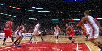 罗斯重回芝加哥！出走半生，归来仍是那个身着红袍一号的少年！