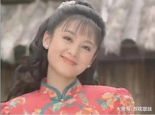 50岁陈红近照,曾被称大陆第一美女,如今身材发福容颜不再!