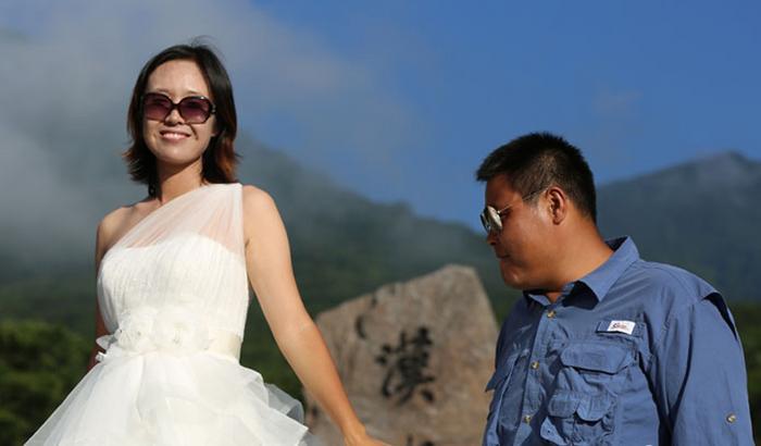 中国这夫妻“侣客”，环球追求人生意义，却发现商机赚2亿