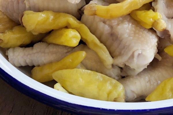 泡椒凤爪是用福尔马林泡的吗 这个不能肯定