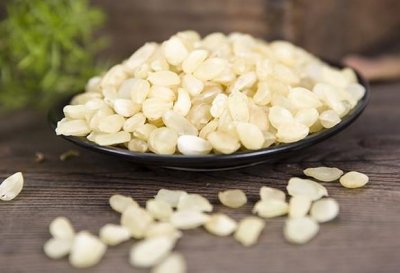 ​皂角米是什么样子？皂角米和桃胶能每天吃吗