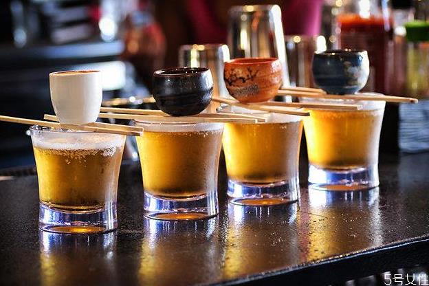 深水炸弹鸡尾酒度数 深水炸弹鸡尾酒容易醉吗