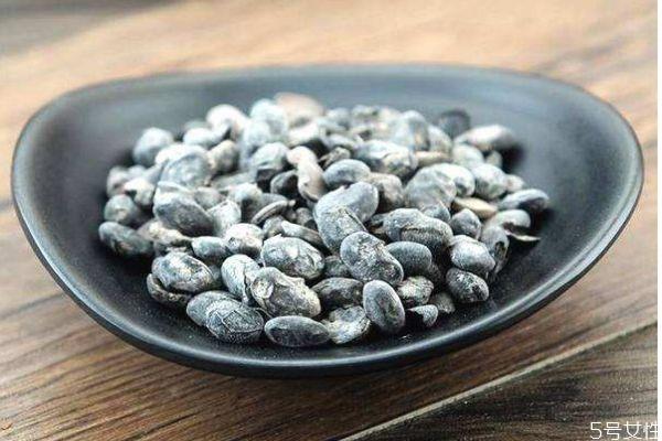 什么是淡豆鼓呢 淡豆鼓有什么营养价值呢 什么是淡豆鼓呢 淡豆鼓有什么营养价值呢