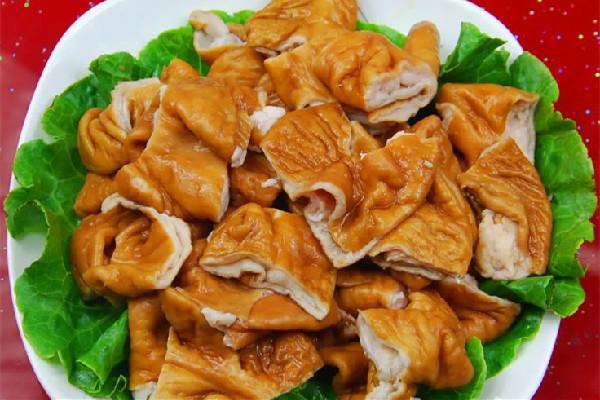 卤肥肠要不要焯水 卤肥肠要不要去油 卤肥肠要不要焯水 卤肥肠要不要去油