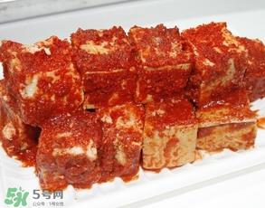 霉豆腐长红霉还能吃吗？霉豆腐为什么会长红霉？