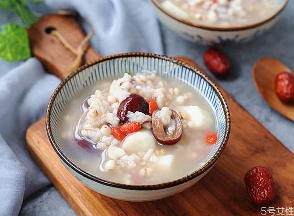 薏米煮粥前需要泡发吗 薏米可以泡一晚上吗