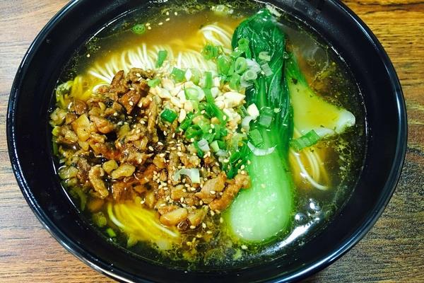 重庆小面可以用牛油吗 搭配起来最美味