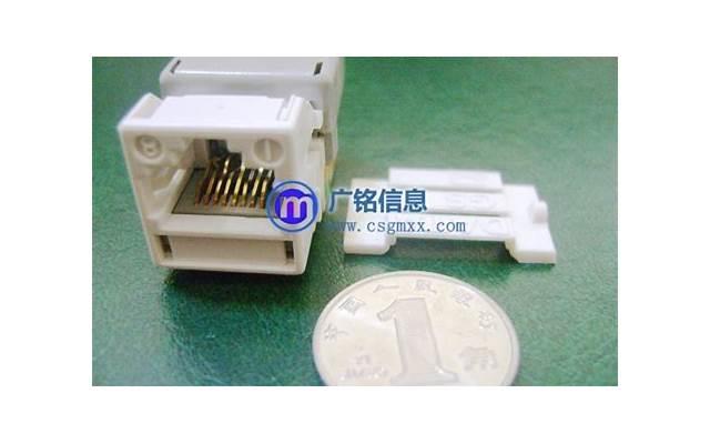 女儿办满月酒,老公给二姑父发烟被扔地上,5年后,二姑父来了 女儿办满月酒,老公给二姑父发烟被扔地上,5年后,二姑父来了