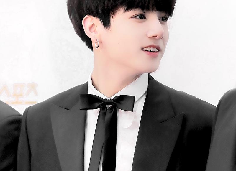 在我的反复追问下,老公承认了出轨 在我的反复追问下,老公承认了出轨