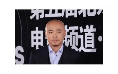 ​老公和前女友频繁联系，还把人带到了家里