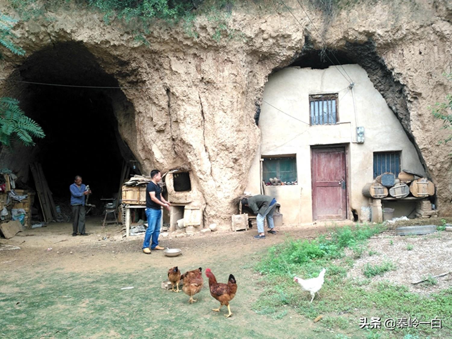 11张深山窑洞照片,让你看看留守老人们的真实生活