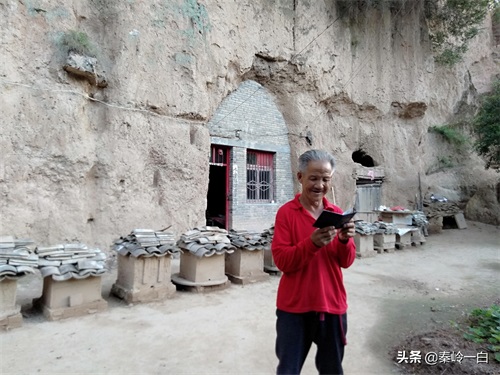 11张深山窑洞照片,让你看看留守老人们的真实生活