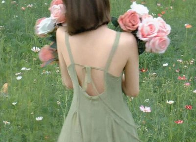 ​女朋友生理期怎么哄她开心 女人生理期怎么哄开心