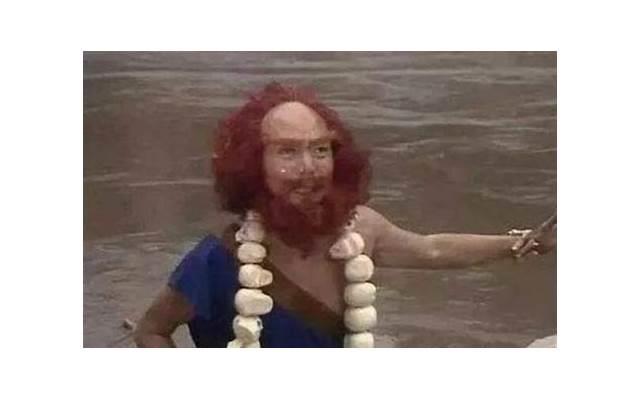 四十岁的女人是怎样的（四十岁的女人脸上长斑是什么原因）