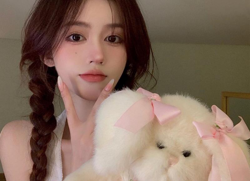 男朋友和别的女人聊骚,我该不该原谅 男朋友和别的女人聊骚,我该不该原谅